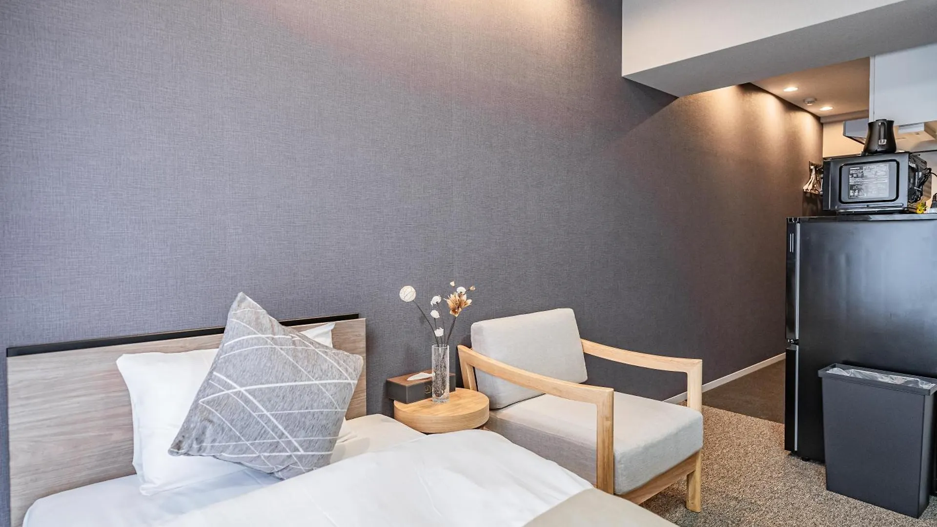 Apartment Hotel 11 Umeda Kamiyama Osaka Japan